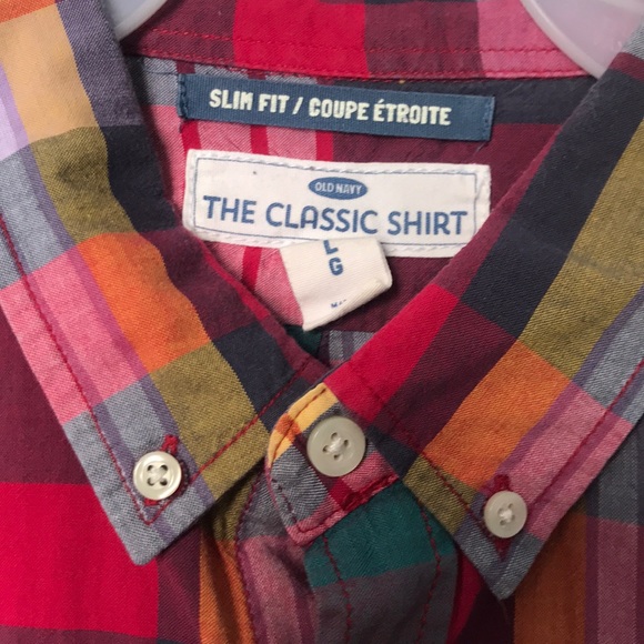 Short-Sleeve Causal Men’s Button Down - Picture 2 of 3